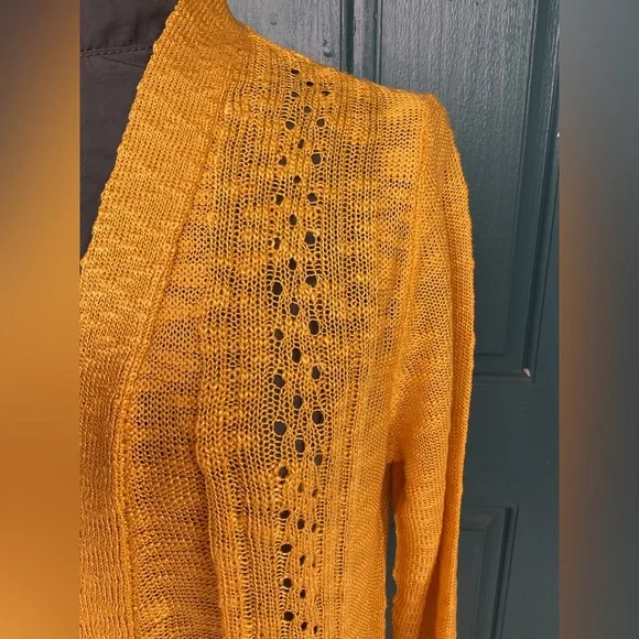 NWT Love Ellie Two Pocket Sunny Yellow Open Front Cardigan Textured Knit, Large - Picture 4 of 13